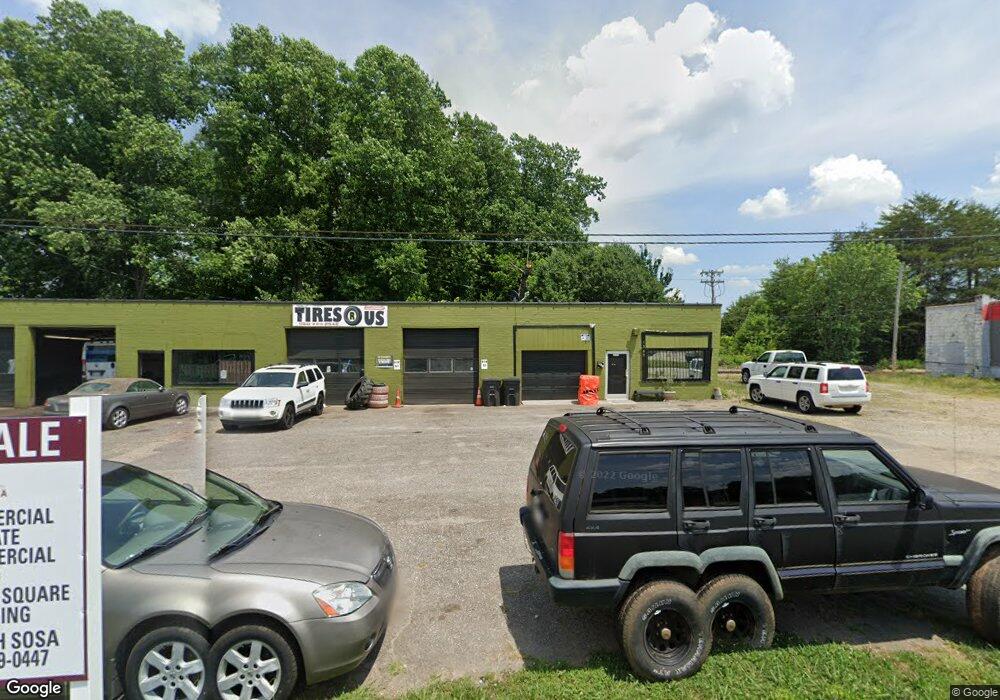 1385 Shelton Ave, Statesville, NC 28677 - photo 1