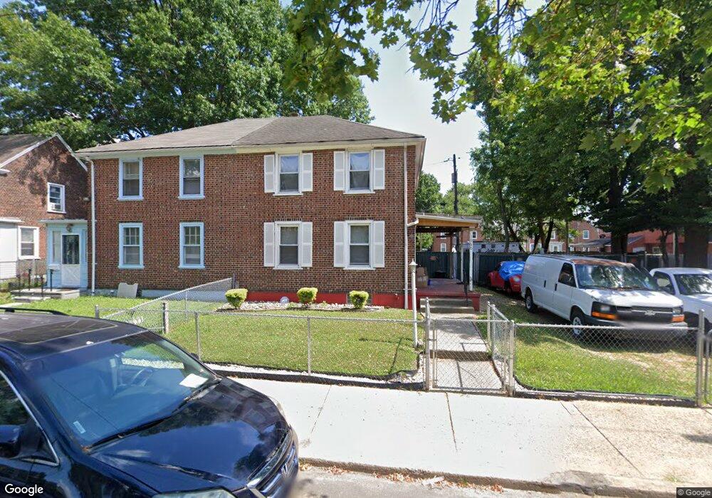1066 S Common Rd, Camden, NJ 08104 - photo 1