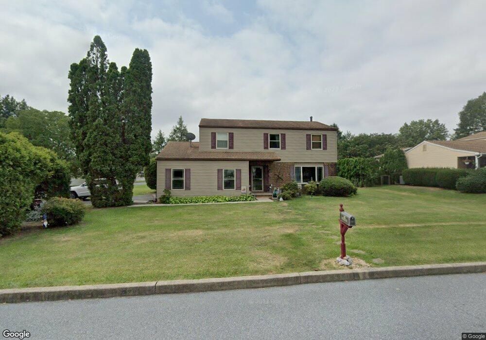 208 Sweetbriar Dr, Harrisburg, PA 17111 - photo 1