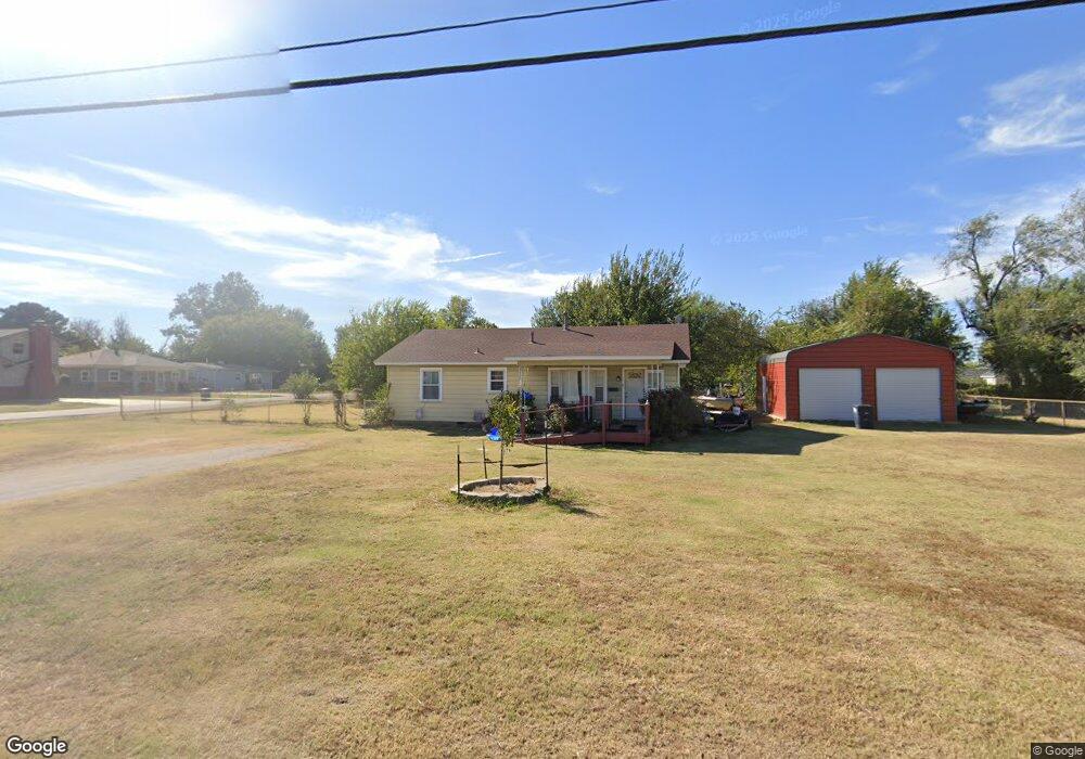 3406 N Market Ave, Shawnee, OK 74804 - photo 1