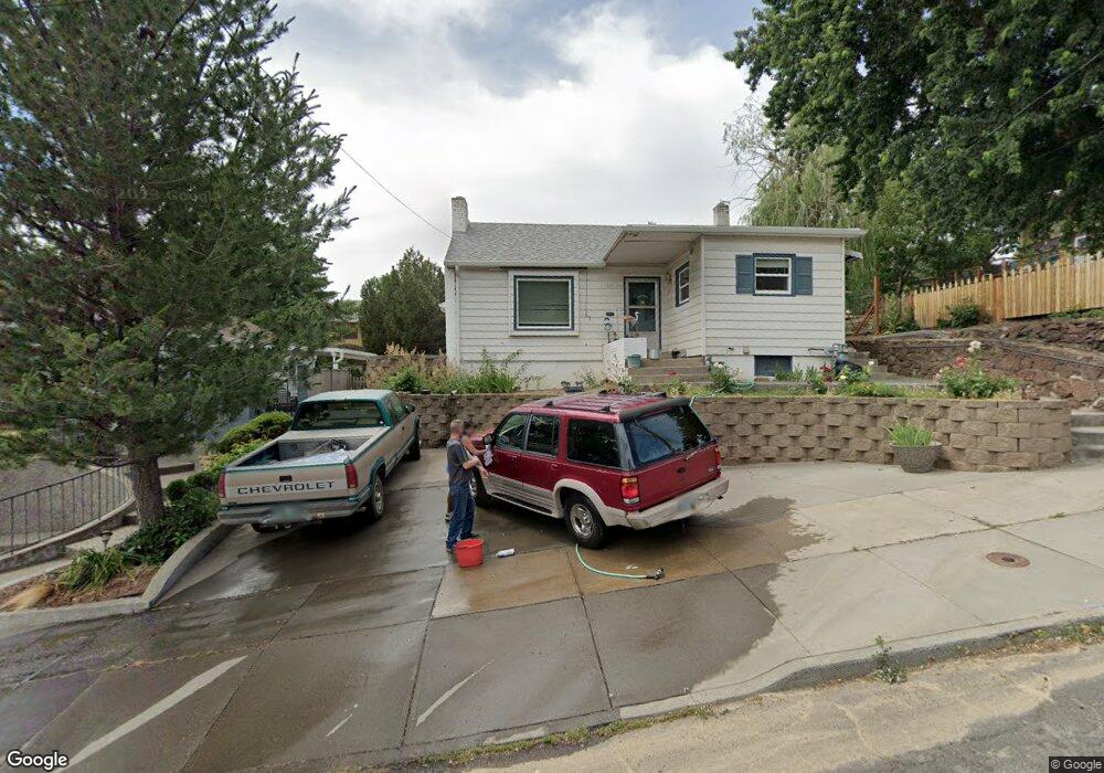 515 NW 4th St, Pendleton, OR 97801 - photo 1