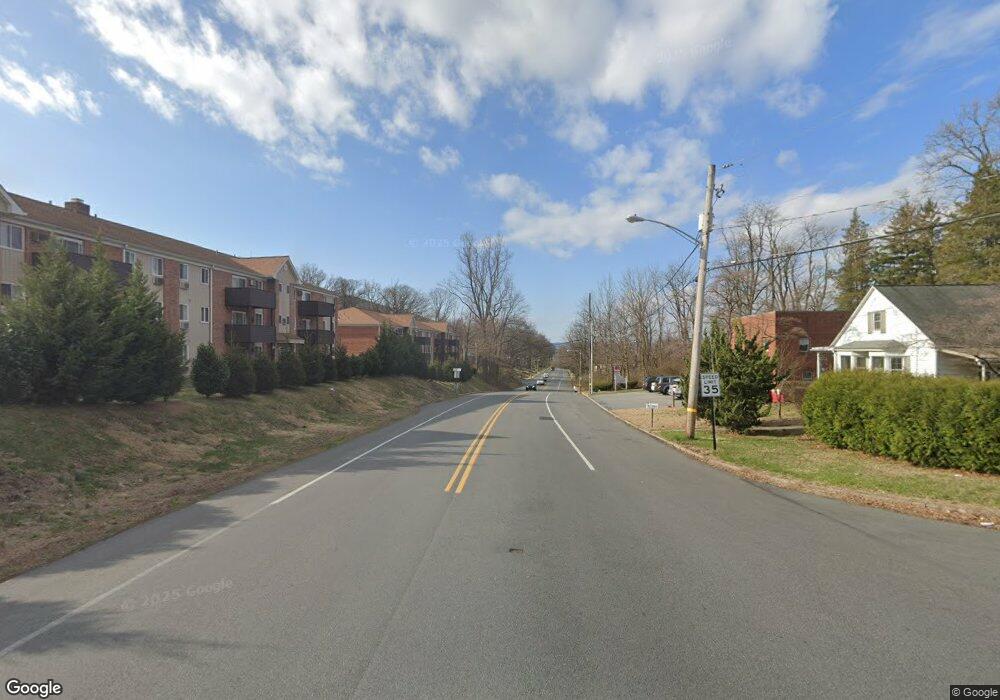 2194 Deer Path Rd, Reading, PA 19604 - photo 1