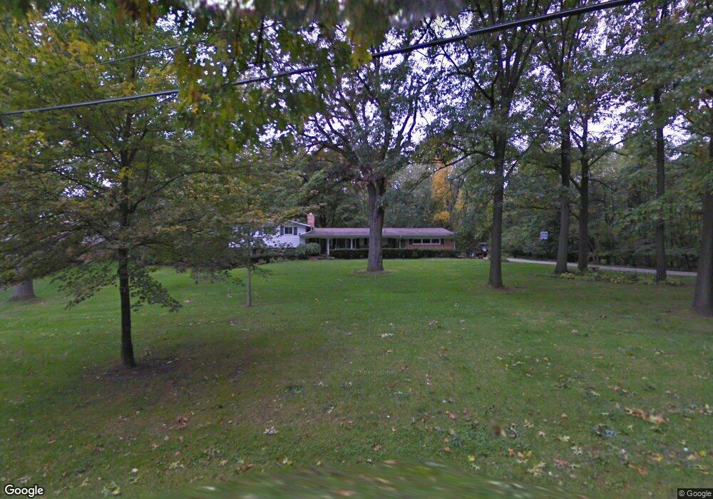 4720 Dover Rd, Bloomfield Hills, MI 48304 - photo 1