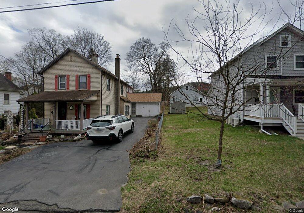 201 E Catherine St, Milford, PA 18337 - photo 1