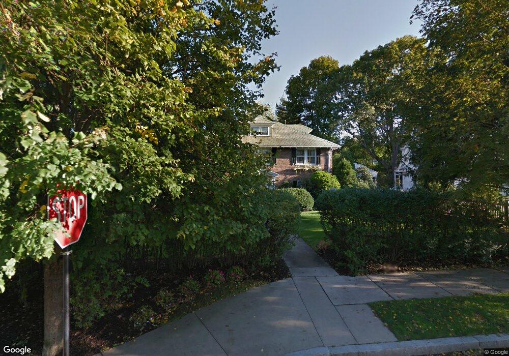 895 Commonwealth Ave, Newton Center, MA 02459 - photo 1