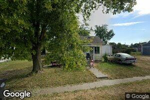 106 E Locust St, Fieldon, IL 62031