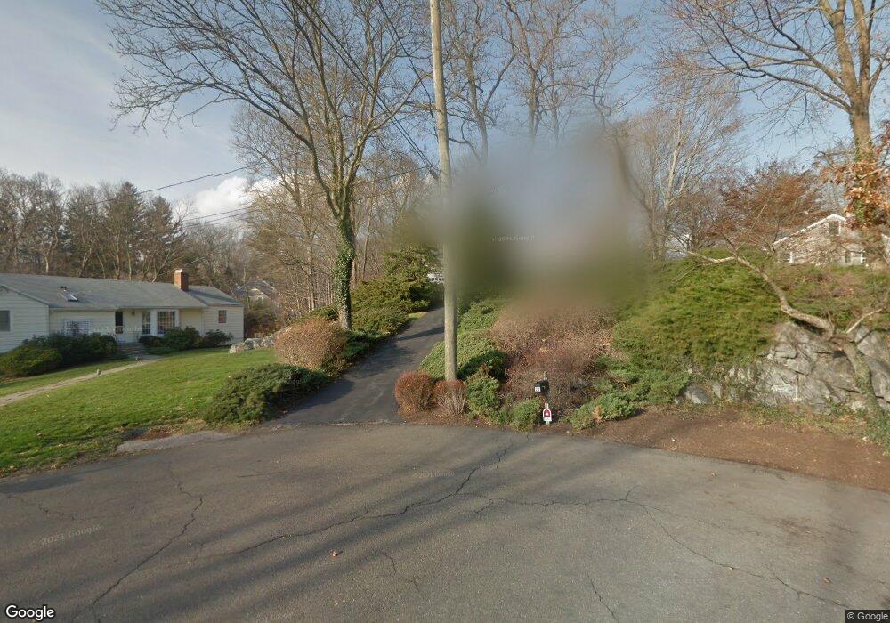 22 Robin Hood Ln, Darien, CT 06820 - photo 1