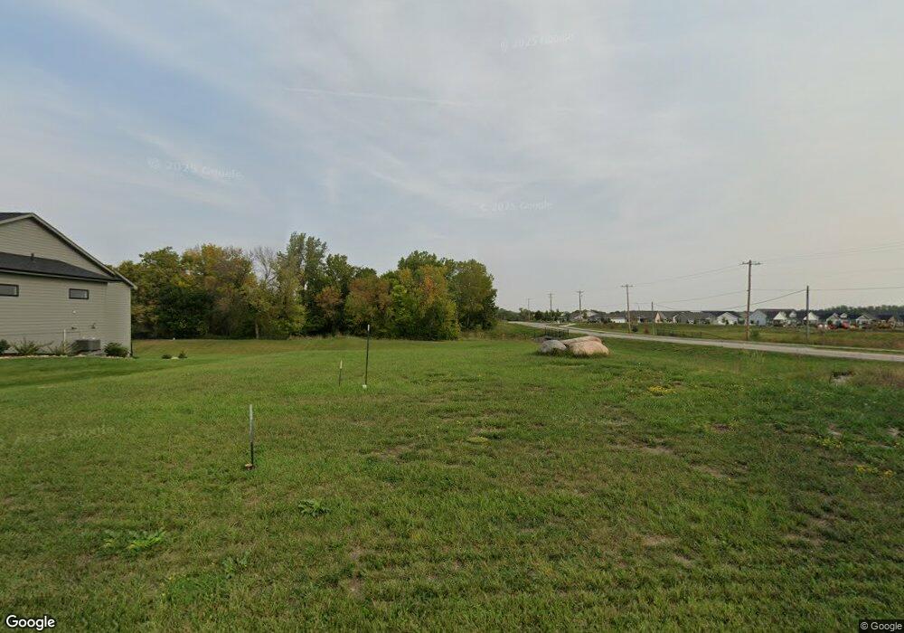 10001 Hidden Valley Dr, Johnston, IA 50131 - photo 1