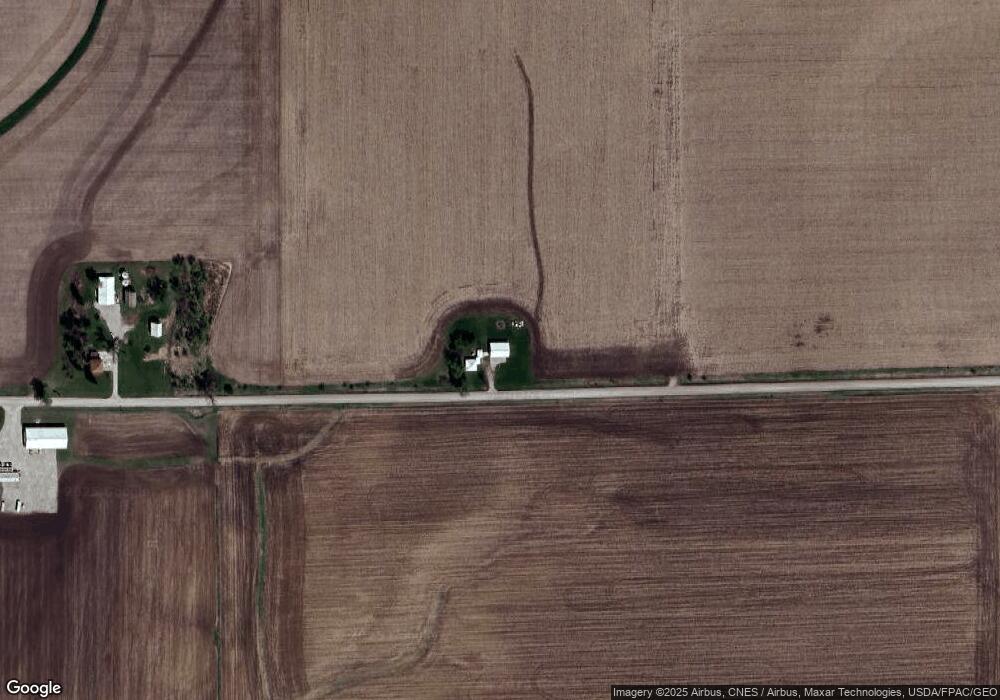 2166 N 51st Ave E, Newton, IA 50208 - photo 1