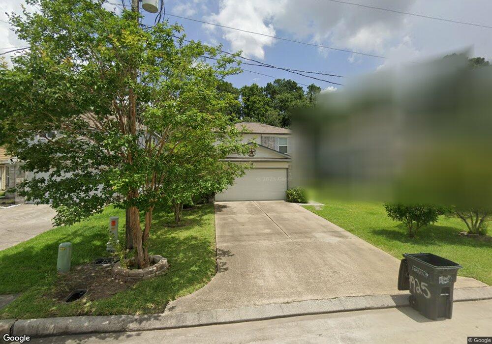 9925 Kingfisher Dr, Conroe, TX 77385 - photo 1