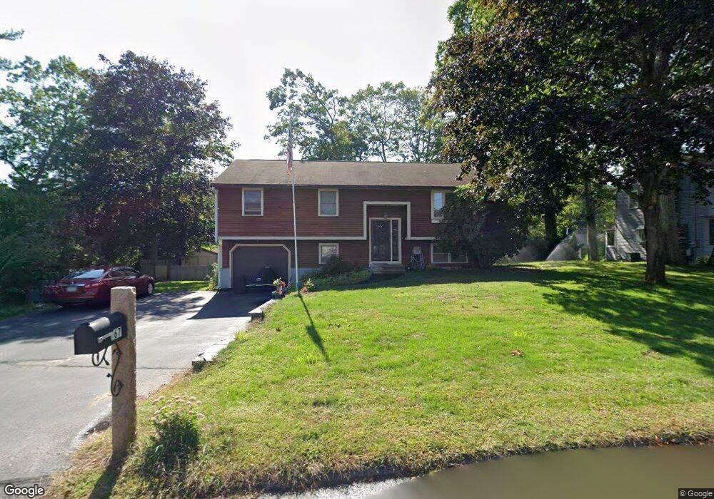 67 Mckenna Dr, Nashua, NH 03062 - photo 1