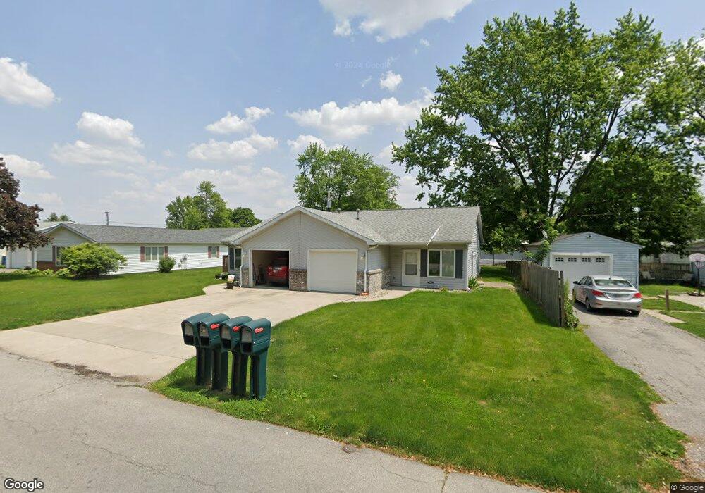 806 N Melching Dr, Ossian, IN 46777 - photo 1