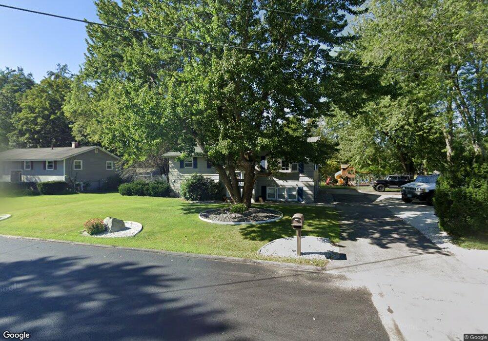 1 Hyannis St, Nashua, NH 03063 - photo 1