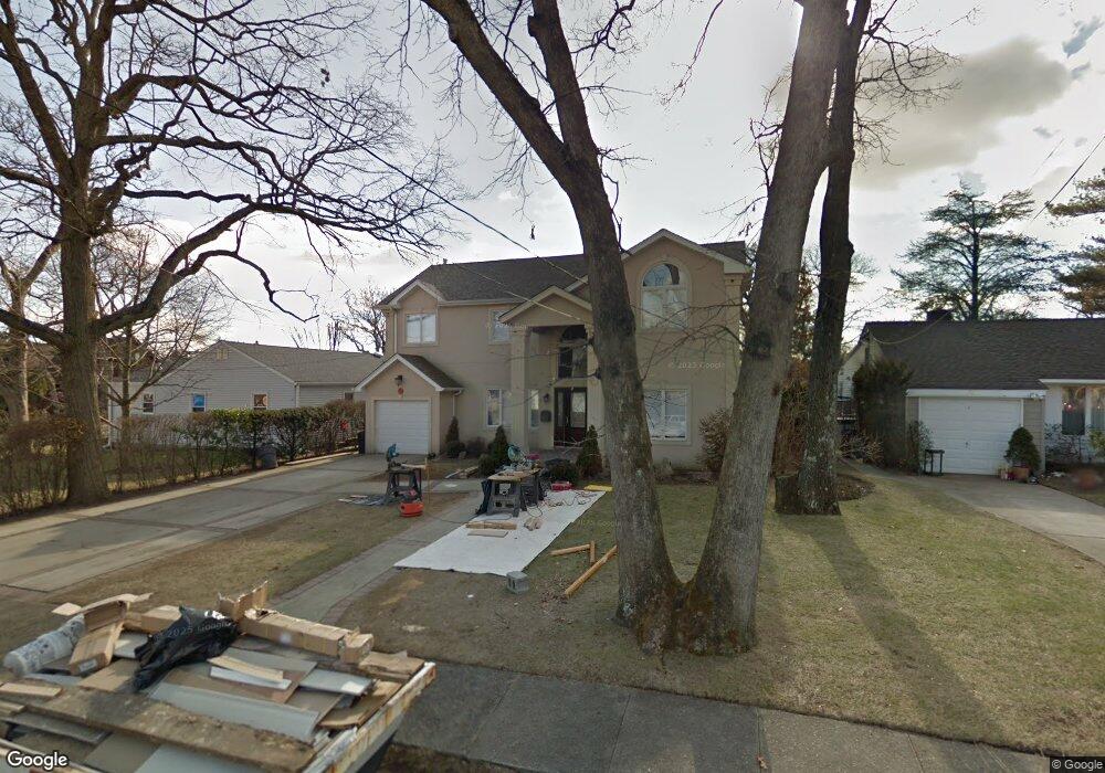 572 Grove Place, Oceanside, NY 11572 - photo 1