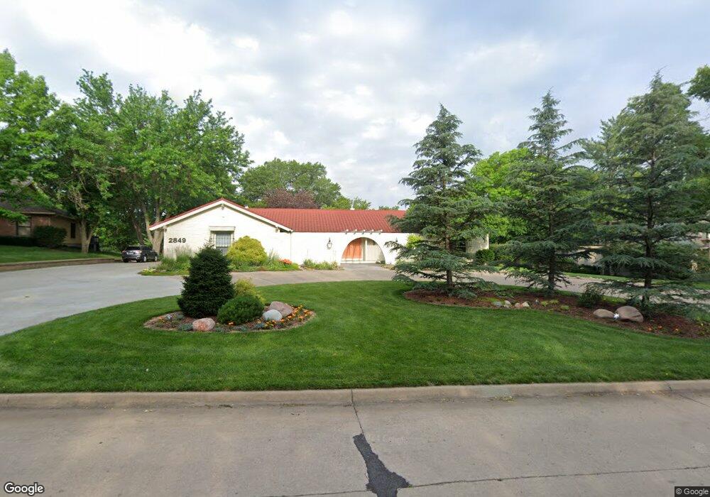 2849 SW MacVicar Ave, Topeka, KS 66611 - photo 1