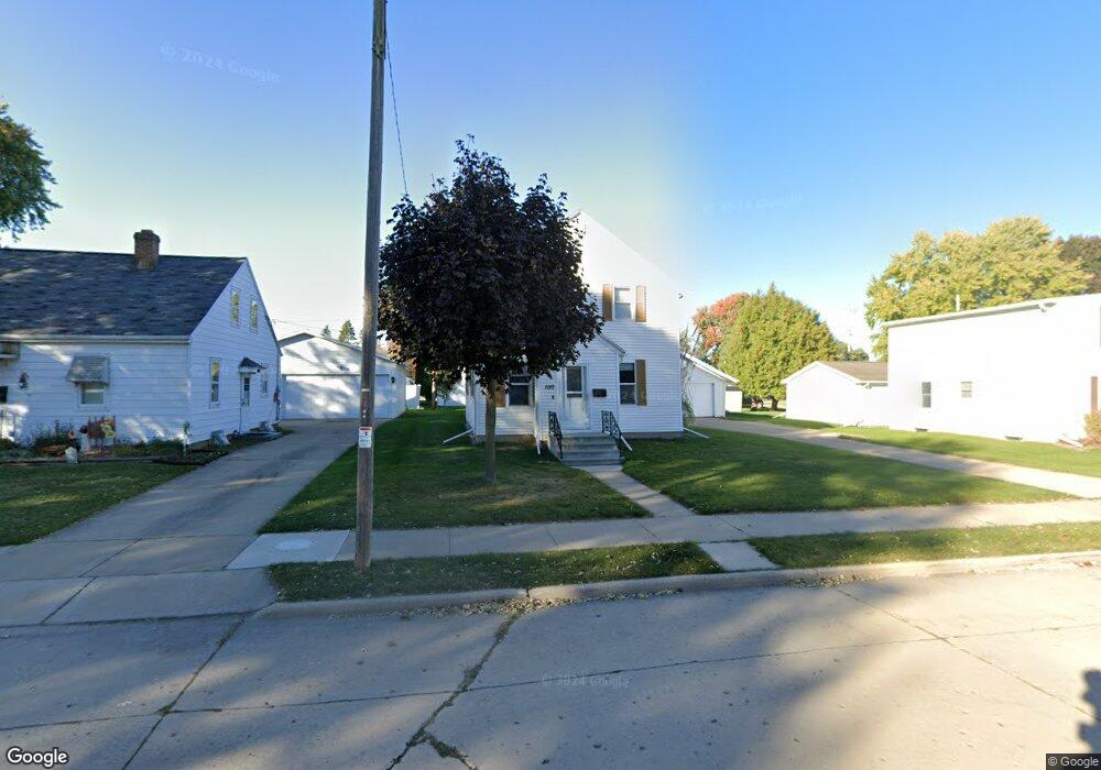 1110 W Bell Ave, Appleton, WI 54914 - photo 1