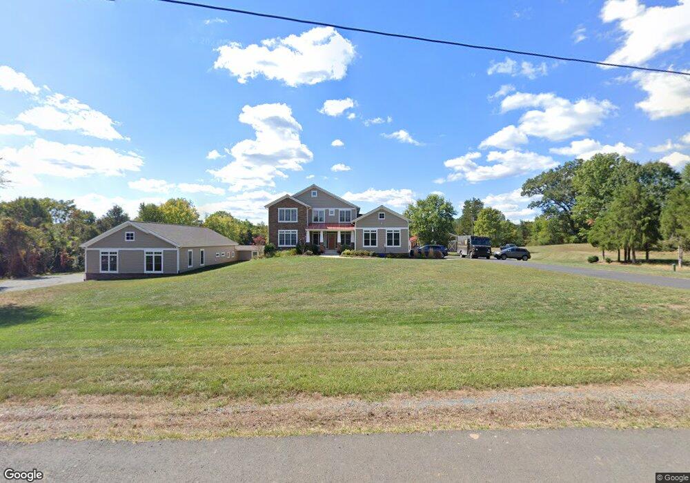 10009 Windy Hill Dr, Nokesville, VA 20181 - photo 1