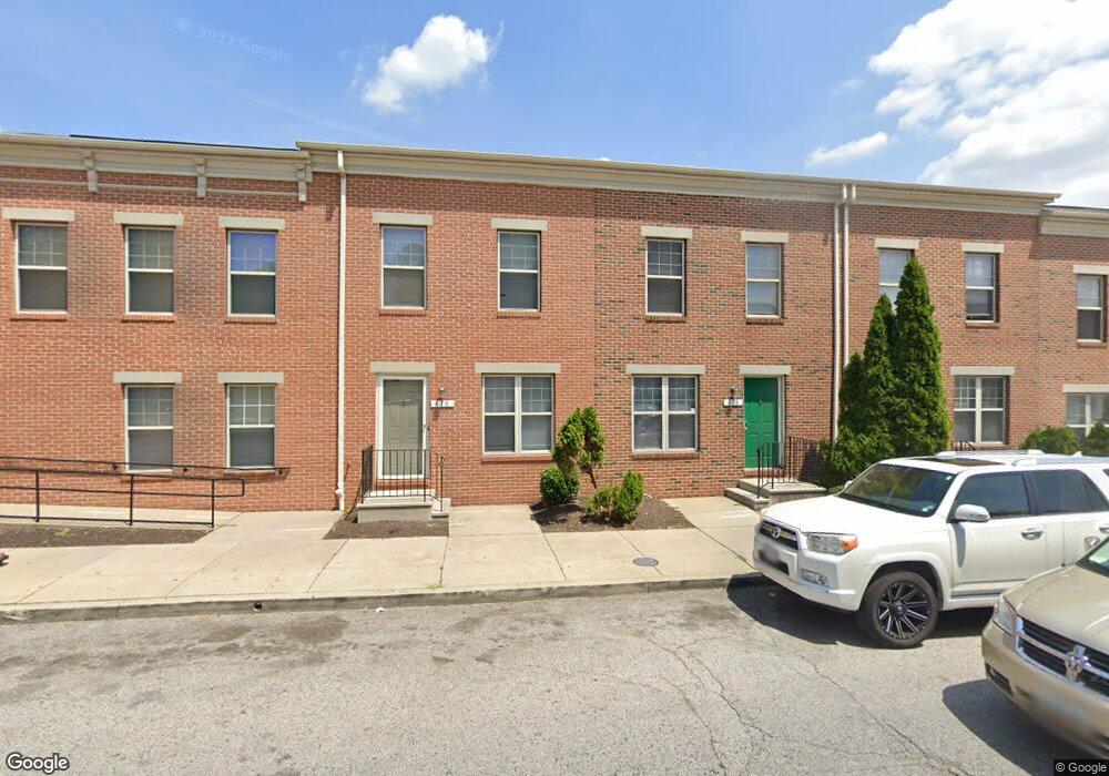 810 W Saratoga St, Baltimore, MD 21201 - photo 1