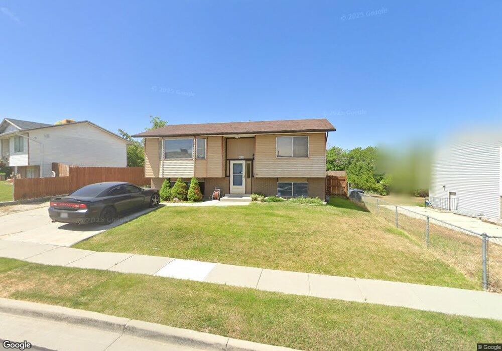 5260 Begonia Cir, West Jordan, UT 84081 - photo 1