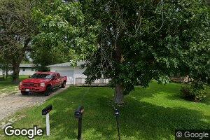 421 S Oak St, Maroa, IL 61756