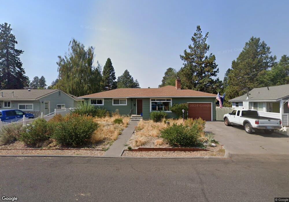 823 NE 12th St, Bend, OR 97701 - photo 1
