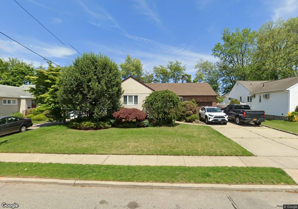 740 Cornell Rd, Franklin Square, NY 11010 - photo 1