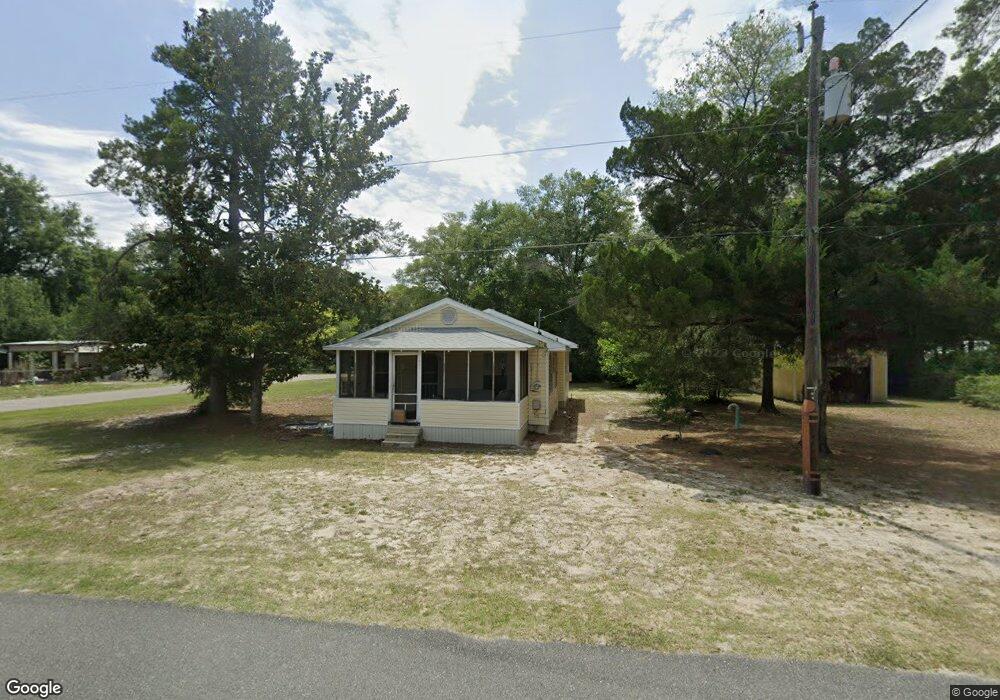 601 W 4th St, Carrabelle, FL 32322 - photo 1