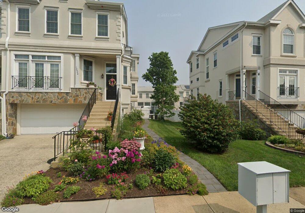 12808 Dogwood Hills Ln, Fairfax, VA 22033 - photo 1