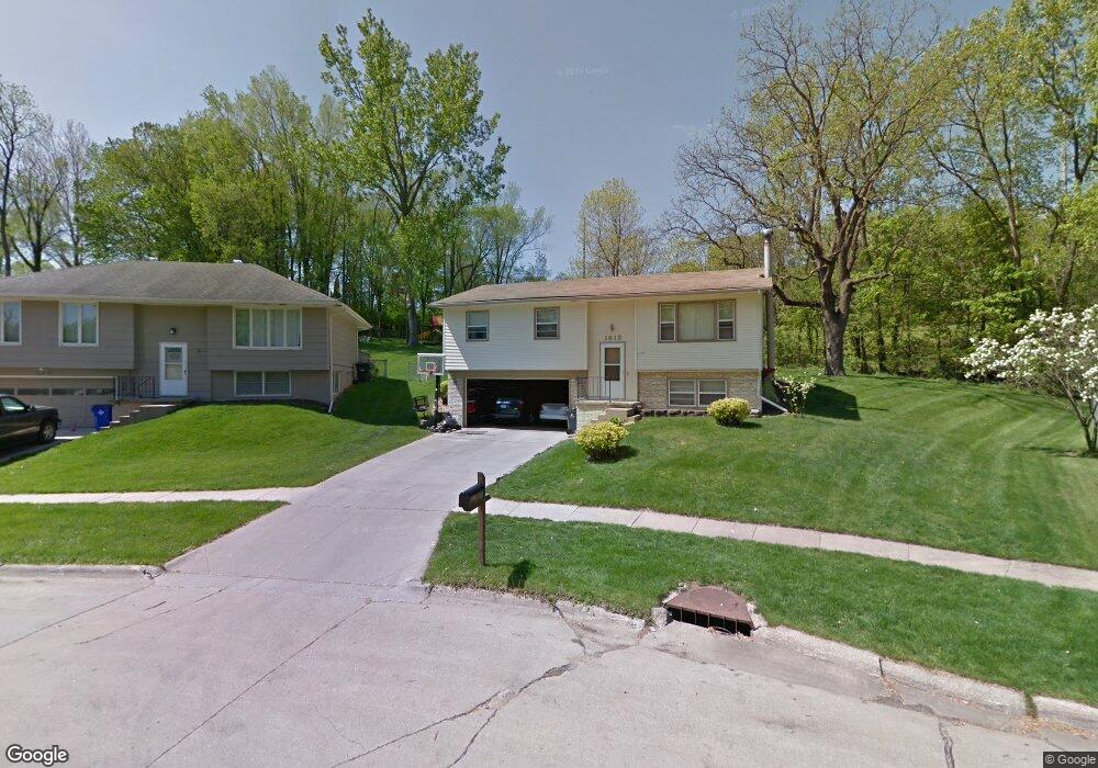 1612 Elaine Dr NW, Cedar Rapids, IA 52405 - photo 1