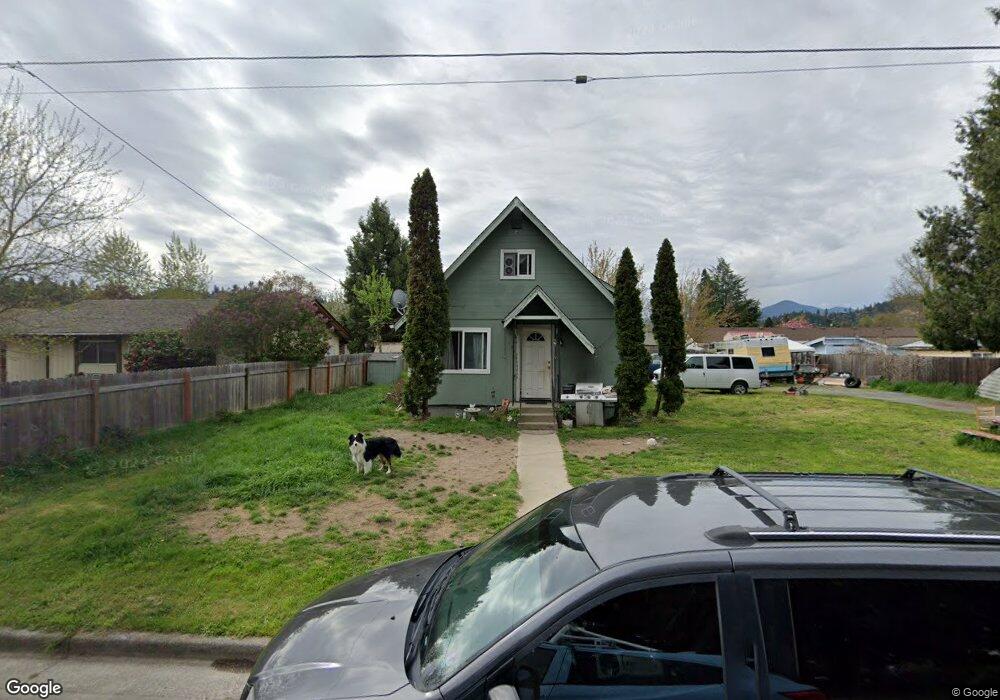 1985 McCarter Ln, Grants Pass, OR 97527 - photo 1