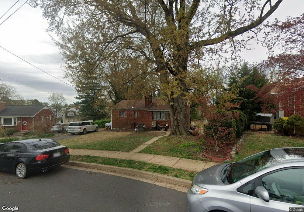 3213 Apex Cir, Falls Church, VA 22044 - photo 1