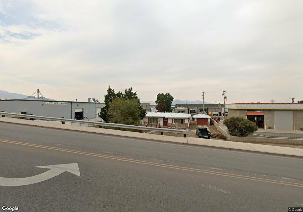 624 Hanson St, Winnemucca, NV 89445 - photo 1