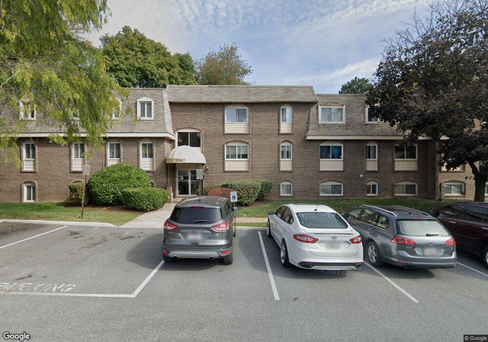 11907 Tarragon Rd unit I, Reisterstown, MD 21136 - photo 1