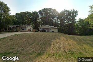 7433 Porter Dr, Eau Claire, MI 49111
