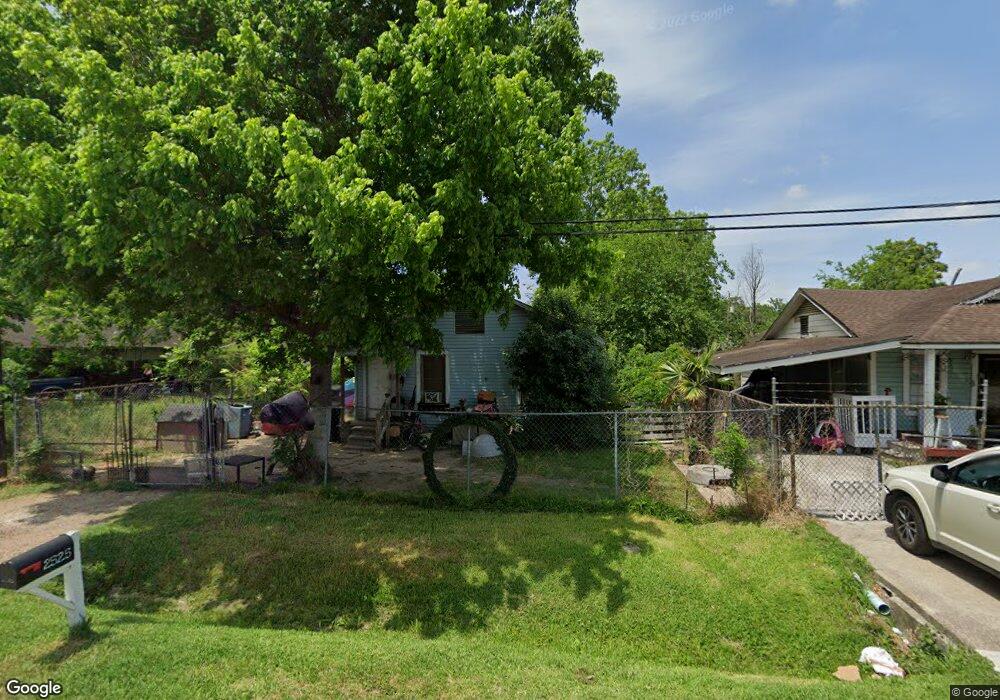 2525 Priest Dr, Houston, TX 77093 - photo 1