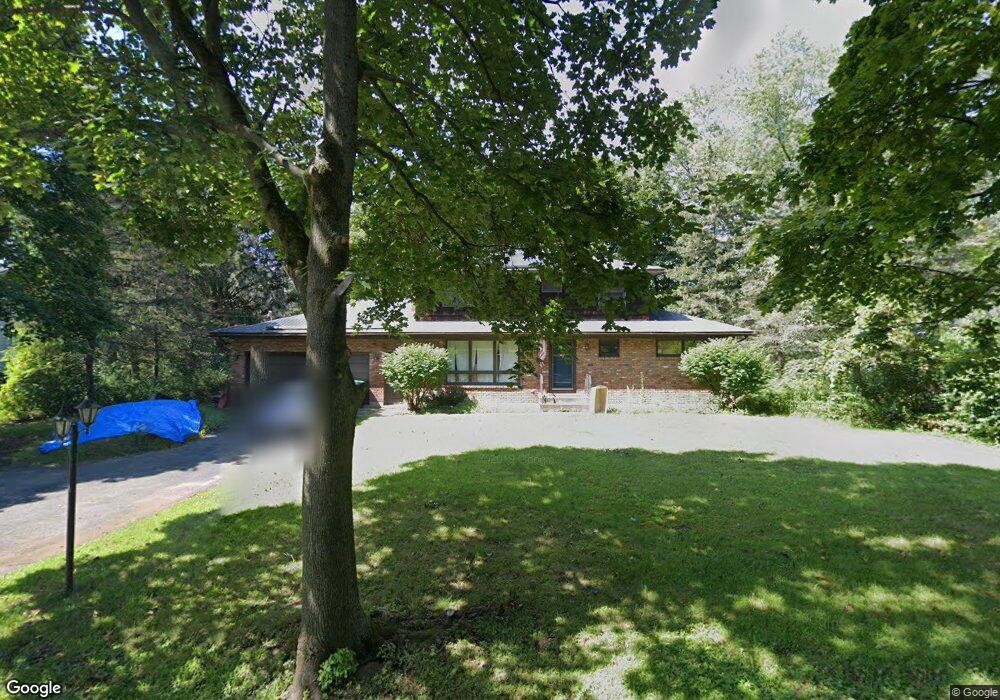 631 St Davids Ln, Schenectady, NY 12309 - photo 1