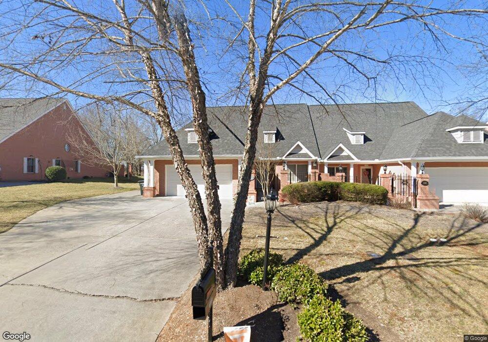1038 Fine Glen Dr, Sevierville, TN 37862 - photo 1