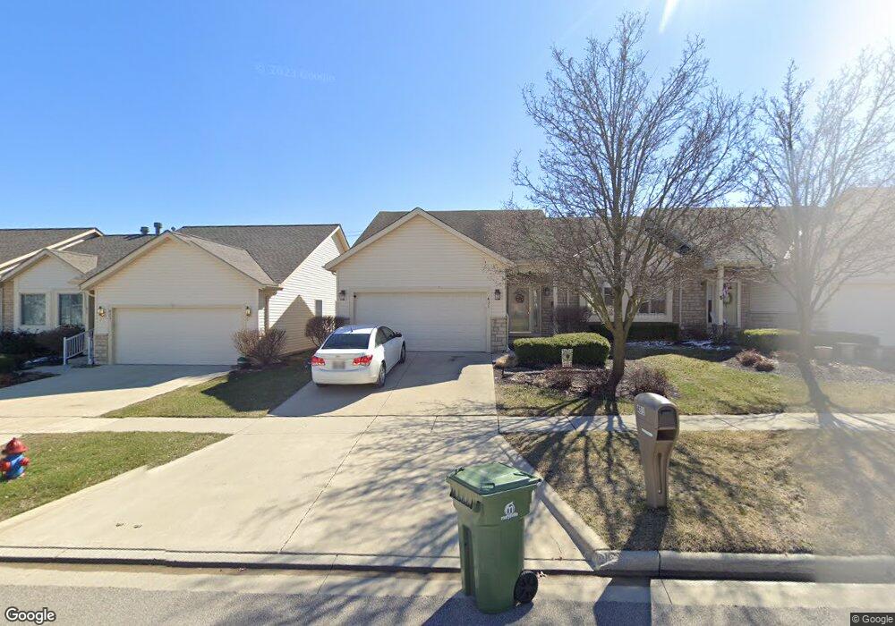 431 Terrace Dr, Marysville, OH 43040 - photo 1