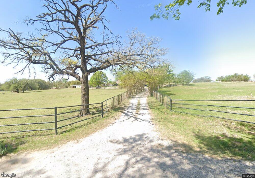 701 De la Cruz St, Weatherford, TX 76085 - photo 1