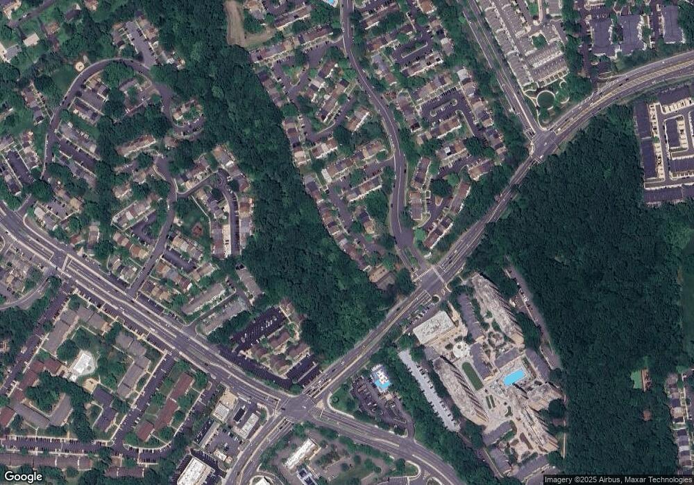 3082 Southern Elm Ct, Fairfax, VA 22031 - photo 1