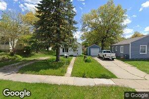 521 Dundee Ave, Waterloo, IA 50701