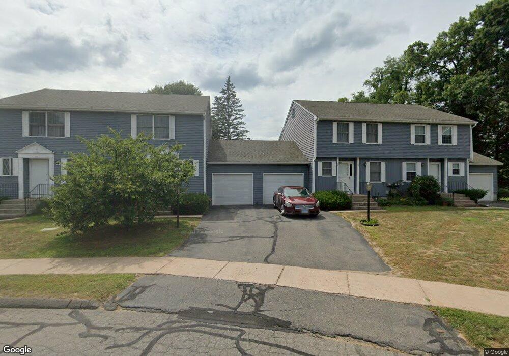 117 Brighton Cir, Windsor, CT 06095 - photo 1