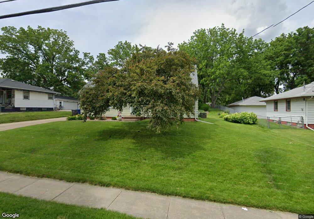 2936 E Douglas Ave, Des Moines, IA 50317 - photo 1
