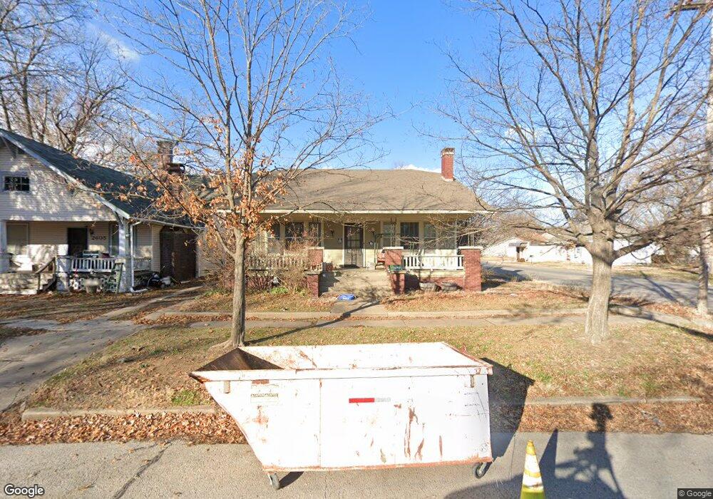 2601 Clark Ave, Parsons, KS 67357 - photo 1