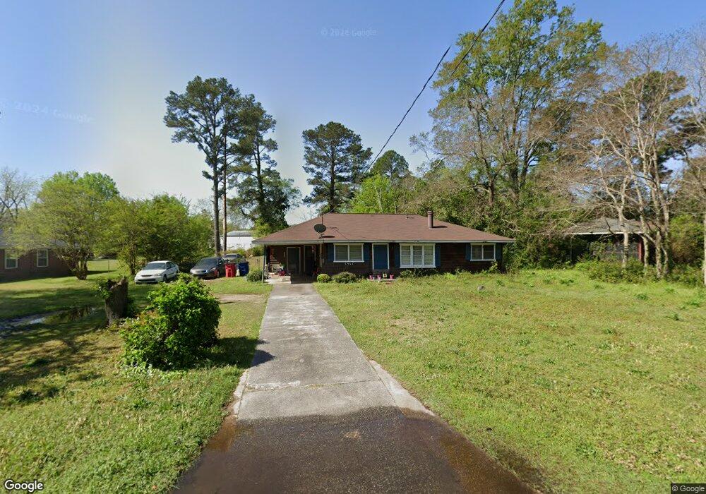 2462 Robin Hood Rd, Macon, GA 31206 - photo 1