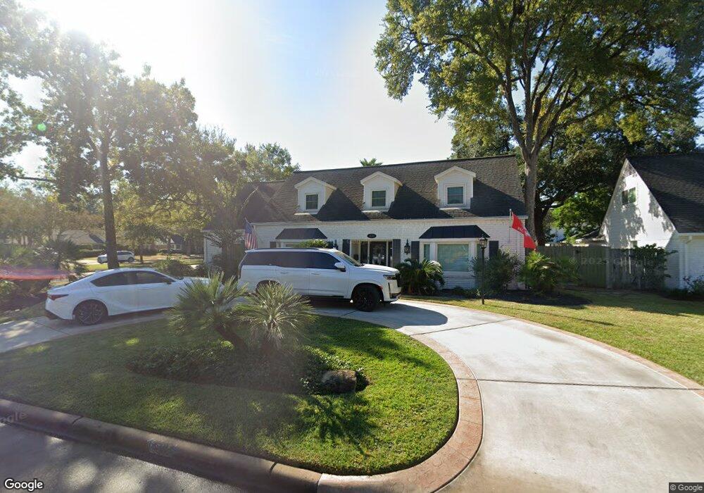 13303 Apple Tree Rd, Houston, TX 77079 - photo 1