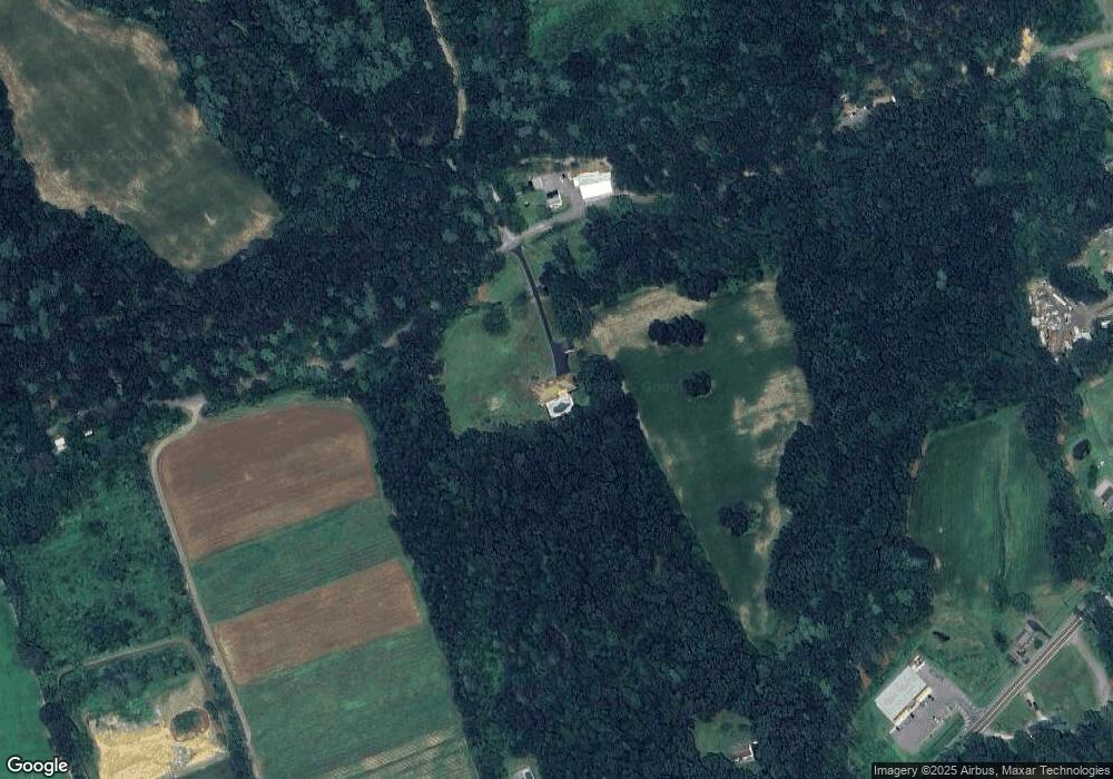 150 N Market St, New Ringgold, PA 17960 - photo 1