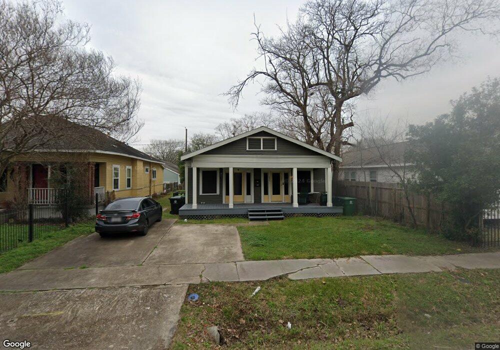 303 Northwood St unit 303, Houston, TX 77009 - photo 1