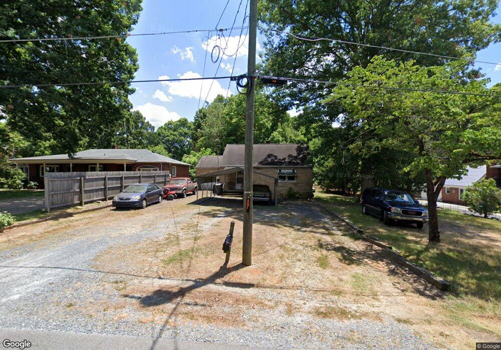 217 Springwood Rd, Asheboro, NC 27205 - photo 1