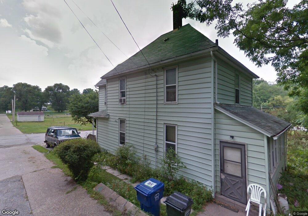 318 W 9th St, Davenport, IA 52803 - photo 1